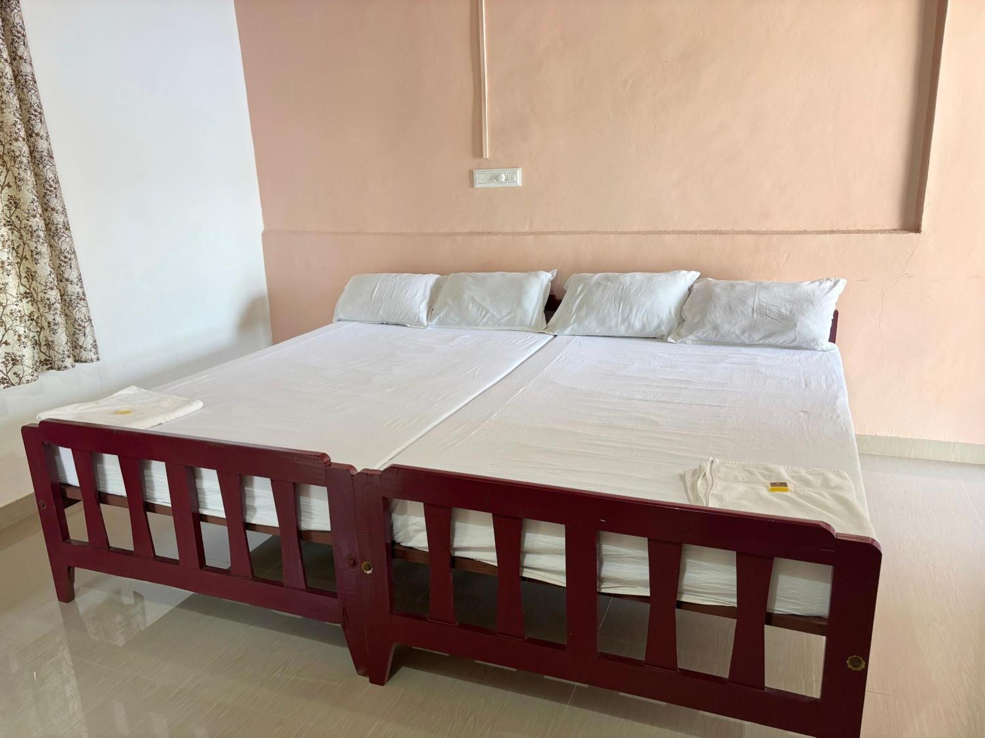 Akshay Beach Resort Varkala Exterior photo